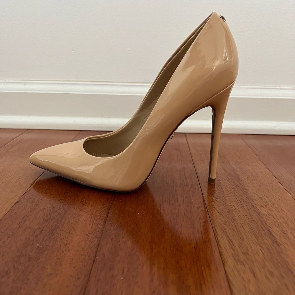 Sam Edelman Beige Pumps